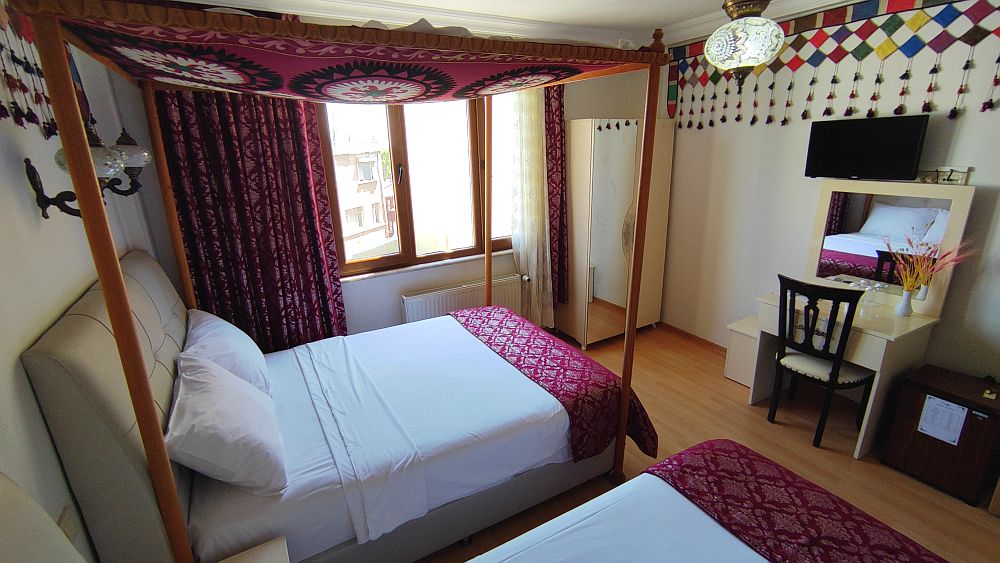 Marmara Guesthouse triple room 2